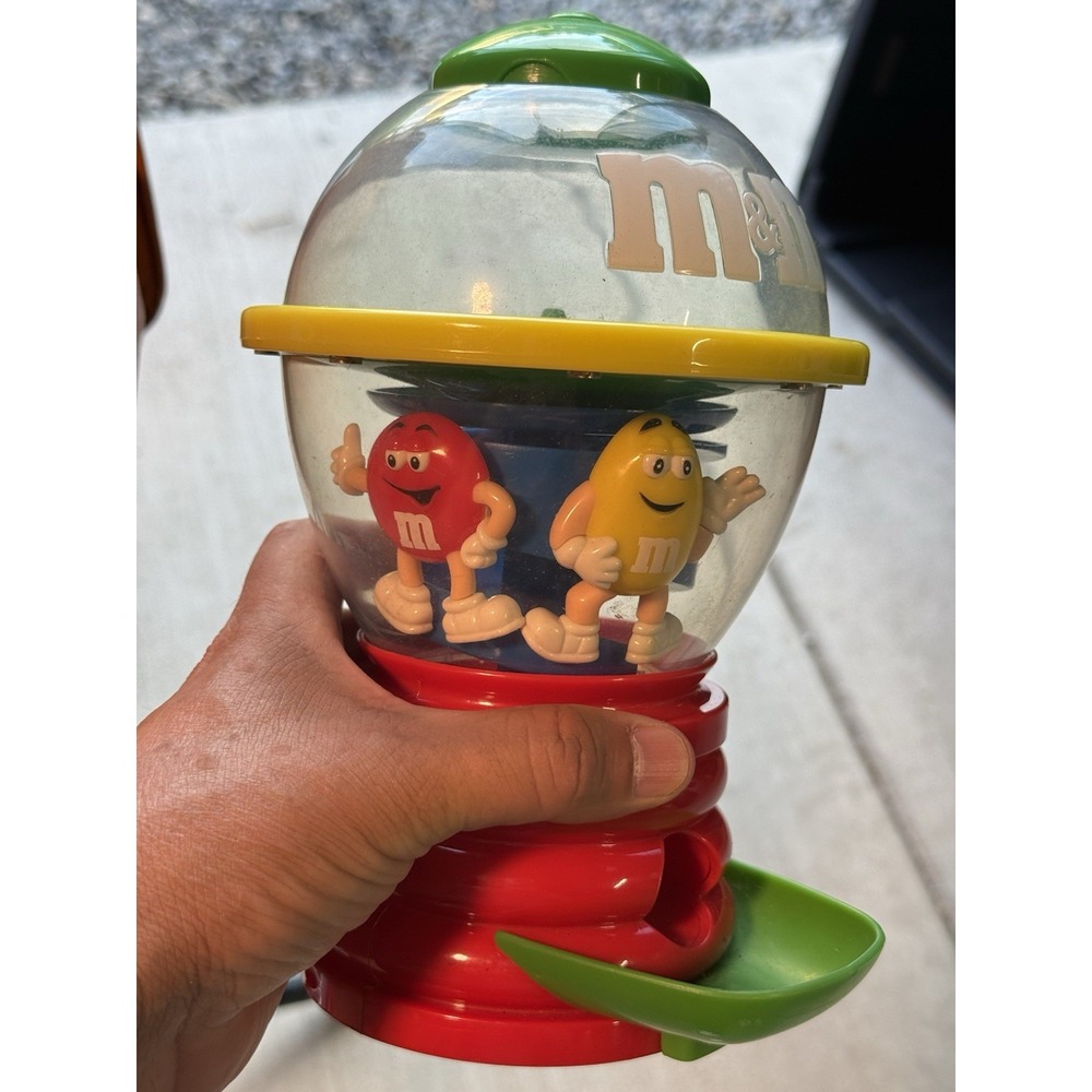 M & M 's Rotating candy dispenser - Picture 2 of 7